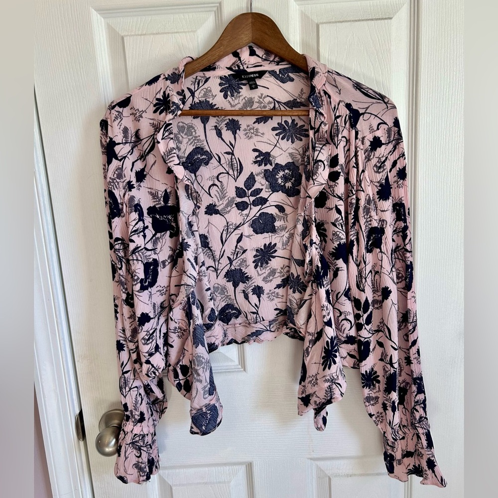 Express Pink and Black Floral Blouse - Picture 2 of 4